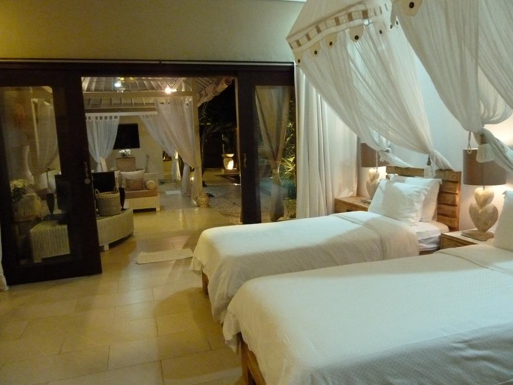 La Dolce Villa Seminyak Extérieur photo